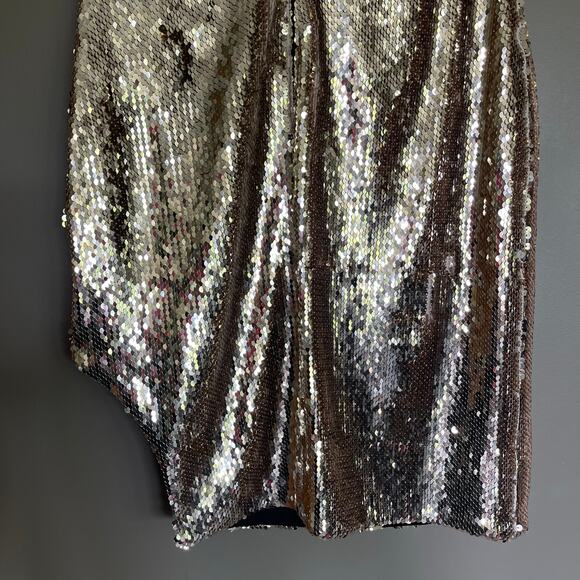 L'ACADEMIE Mea Mini Dress Champagne Silver Sequin Strapless Size Small Gold Sexy - Picture 15 of 16